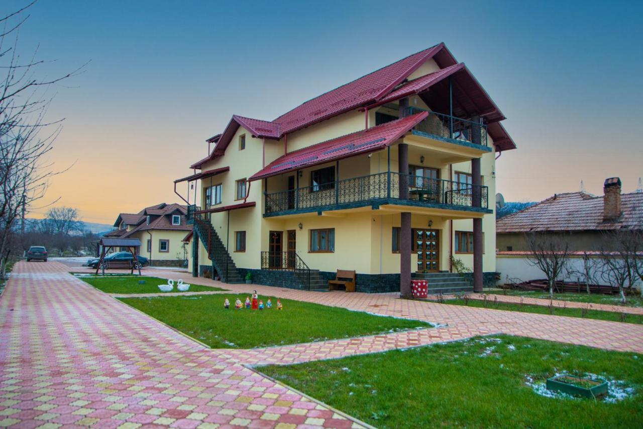Apartament Casa Stefania 1 Călimăneşti Zewnętrze zdjęcie